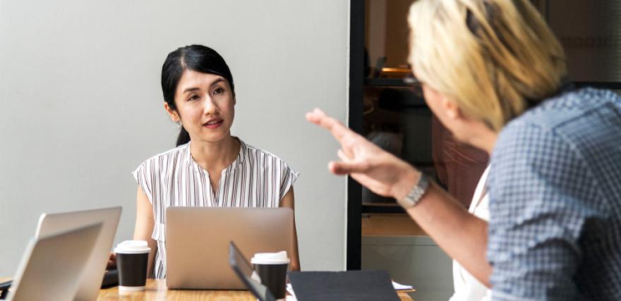 Be A Better Listener: 4 Ways To Improve Workplace Communication