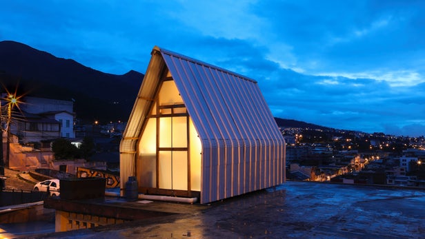 Parasitic Tiny House is Installed on the Roofs of City Buildings