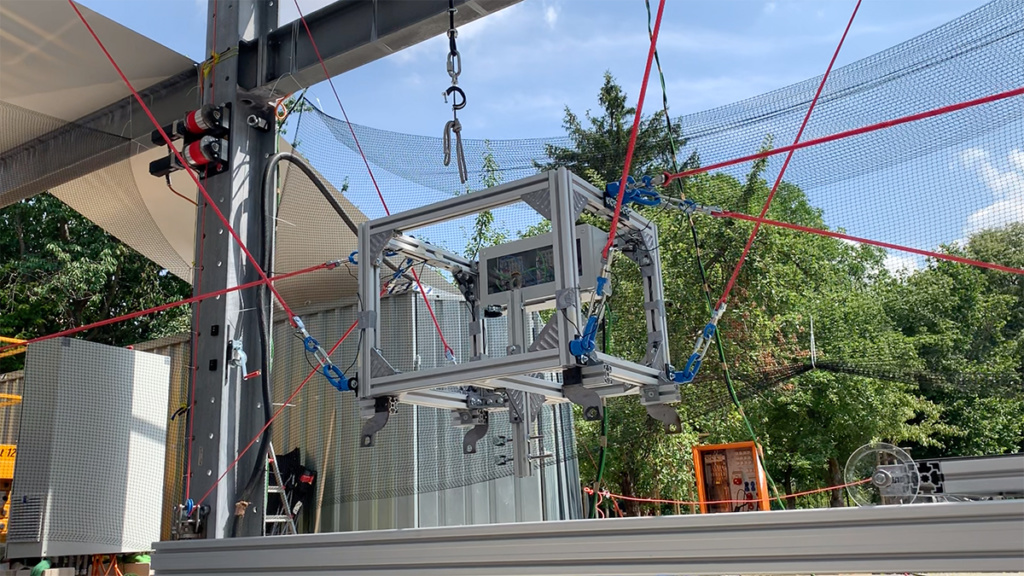To celebrate the Bauhaus Centennial, German Researchers Show off New Robot Printer