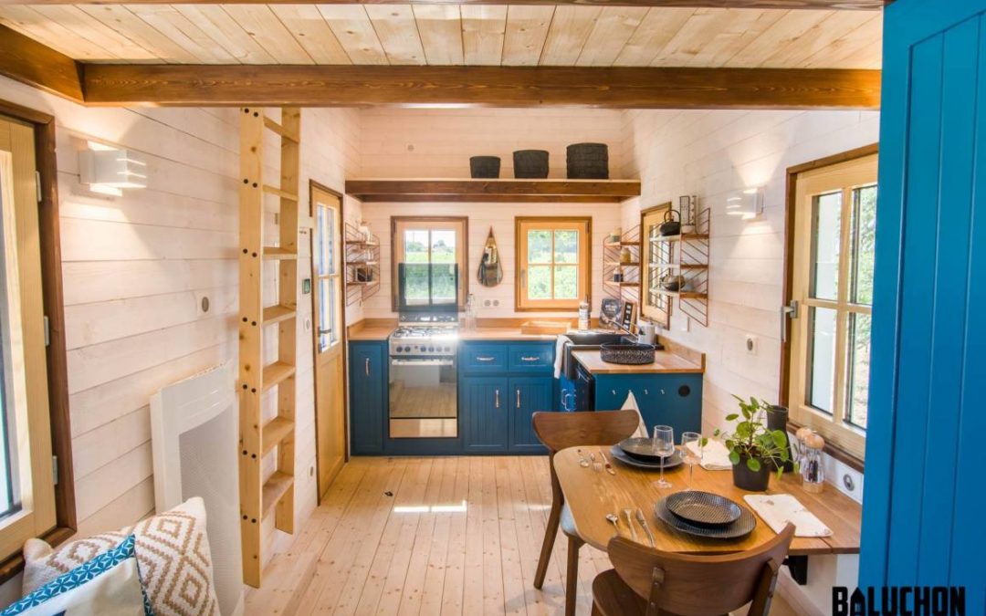 French Tiny House Gives Chef Room to Get Creative in the Kkitchen