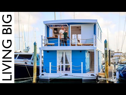 A Dream Life On The Water In An Amazing House Boat