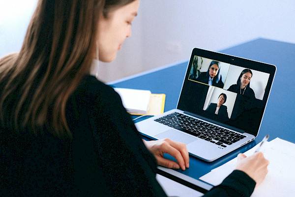 5 Tips to Minimize the Challenges of Virtual Meetings.JPG