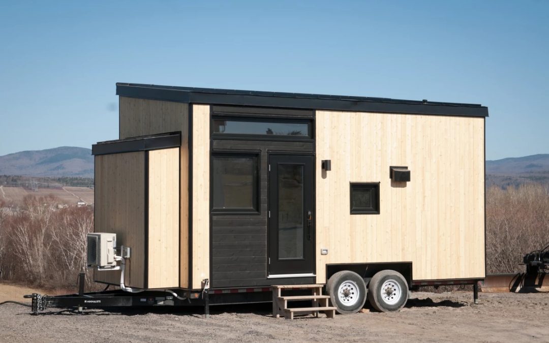 A Minimalist Hardy Designed Tiny House