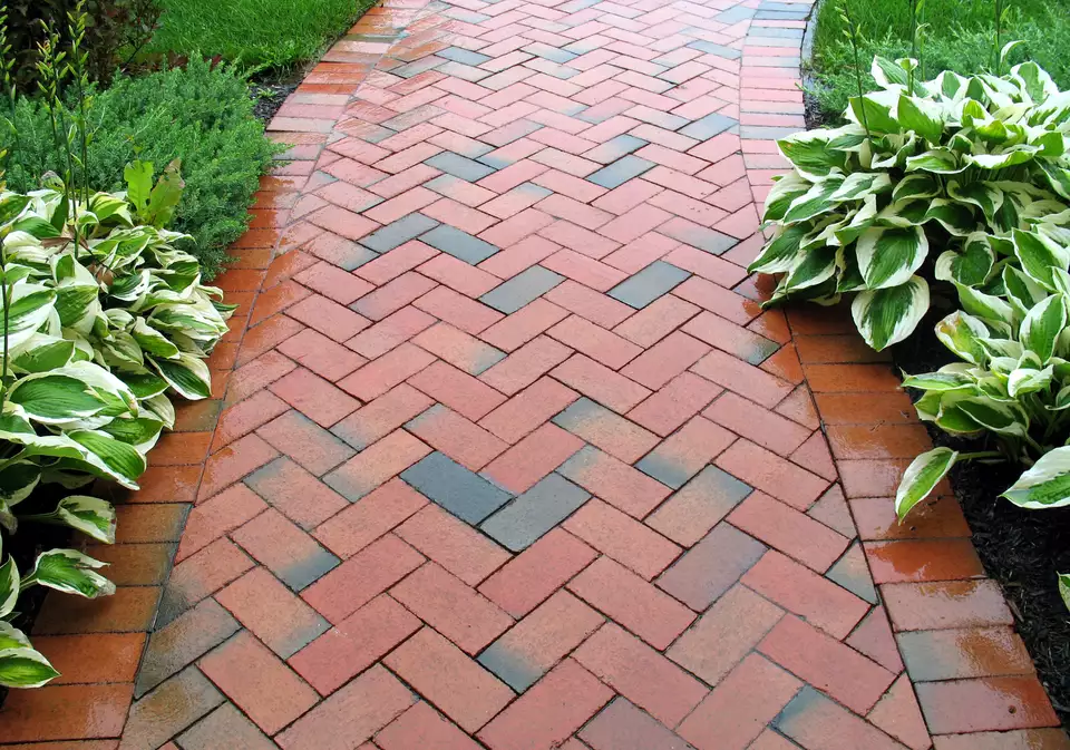 How to Lay a Brick Walkway