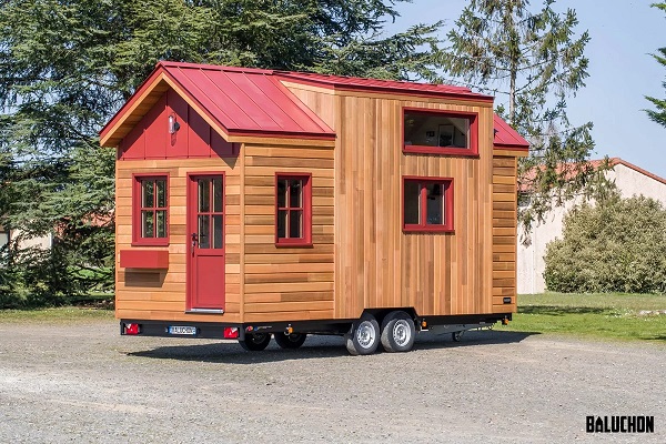 Pétrichor Tiny House Offers Traditional Take on Small Living
