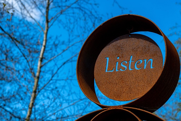 Use these 5 Tips to Become a Better Listener