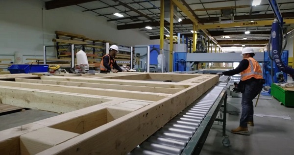 Software Brings Construction to An Assembly Line