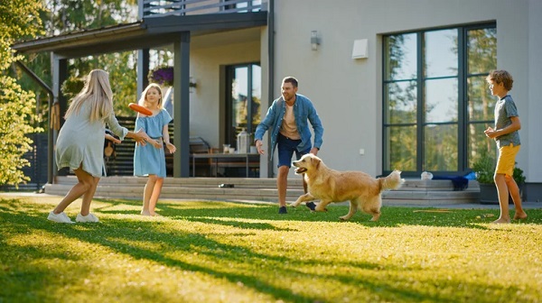 What Is The Best Material For An Outdoor Walkway? - Exclusive Survey Read More: https://www.housedigest.com/1063563/what-is-the-best-material-for-an-outdoor-walkway-exclusive-survey/?utm_campaign=clip