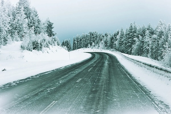 Asphalt additive could continuously keep roads ice-free